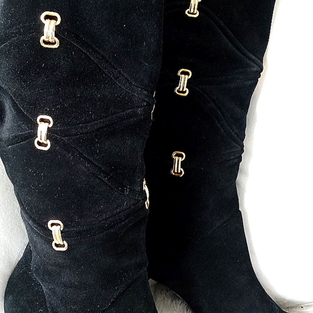 Antonio Melani beautiful suede boots gorgeous size 9.5